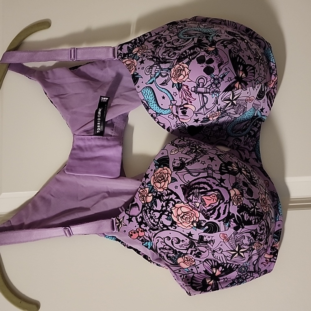 like new torrid curve 48c bra
